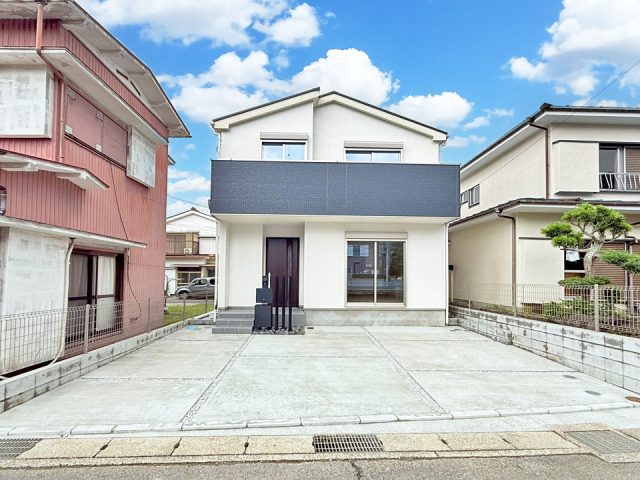『新築戸建 公郷町2丁目』の価格を変更しました。ぜひお問合わせください♪