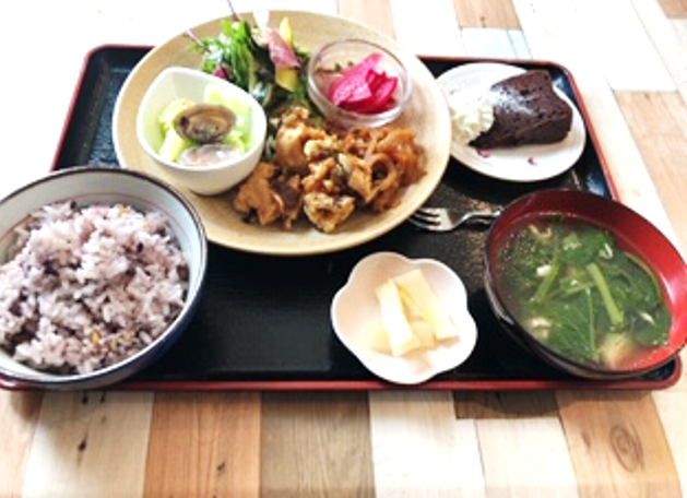 減農薬で素材を楽しむ【Kitchen ラディッシュ】