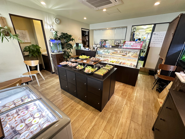 【PATISSERIE KURO】